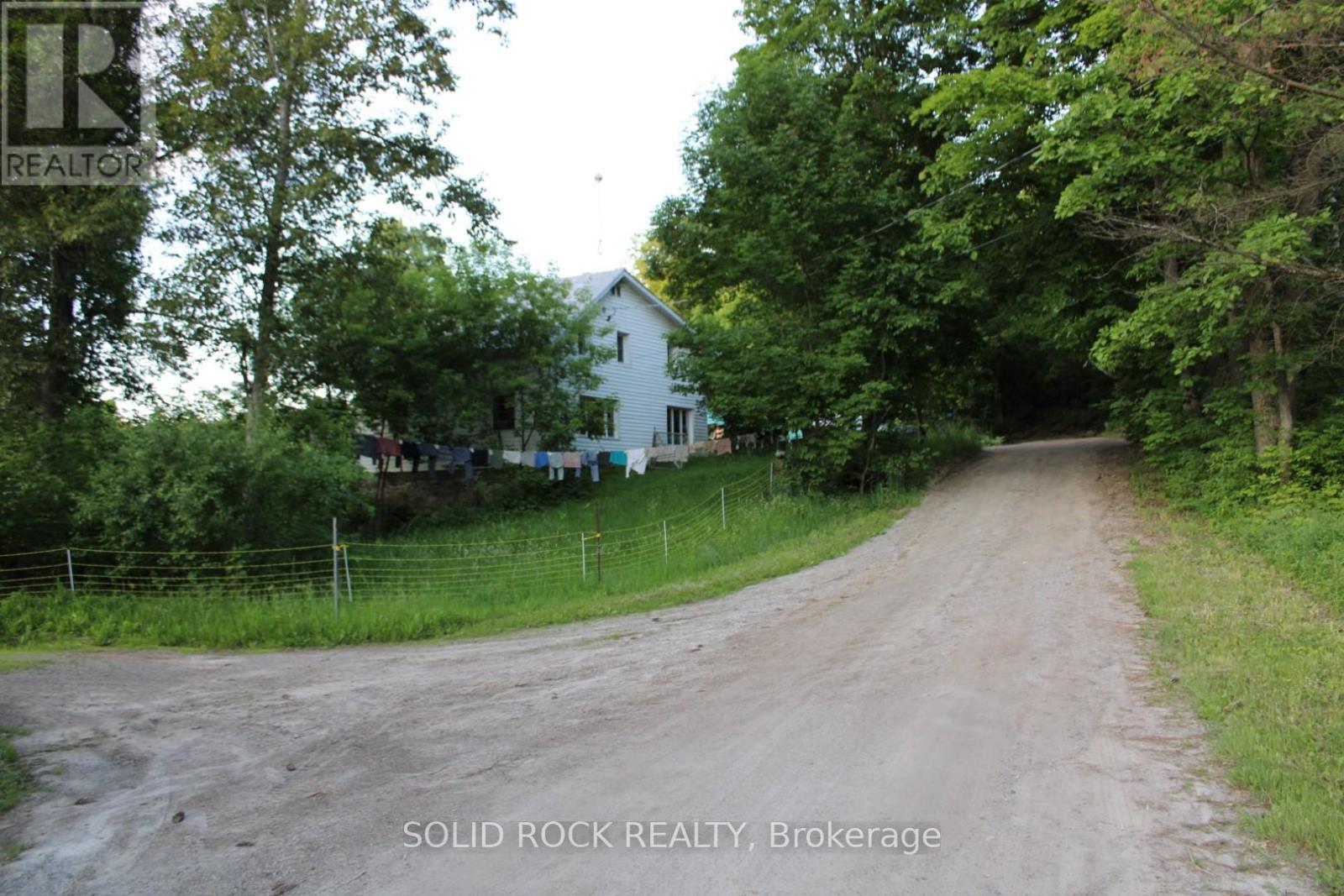 1 neighbour is kitty corner to subject property - 133 Webster Road, Leeds And The Thousand Islands, ON