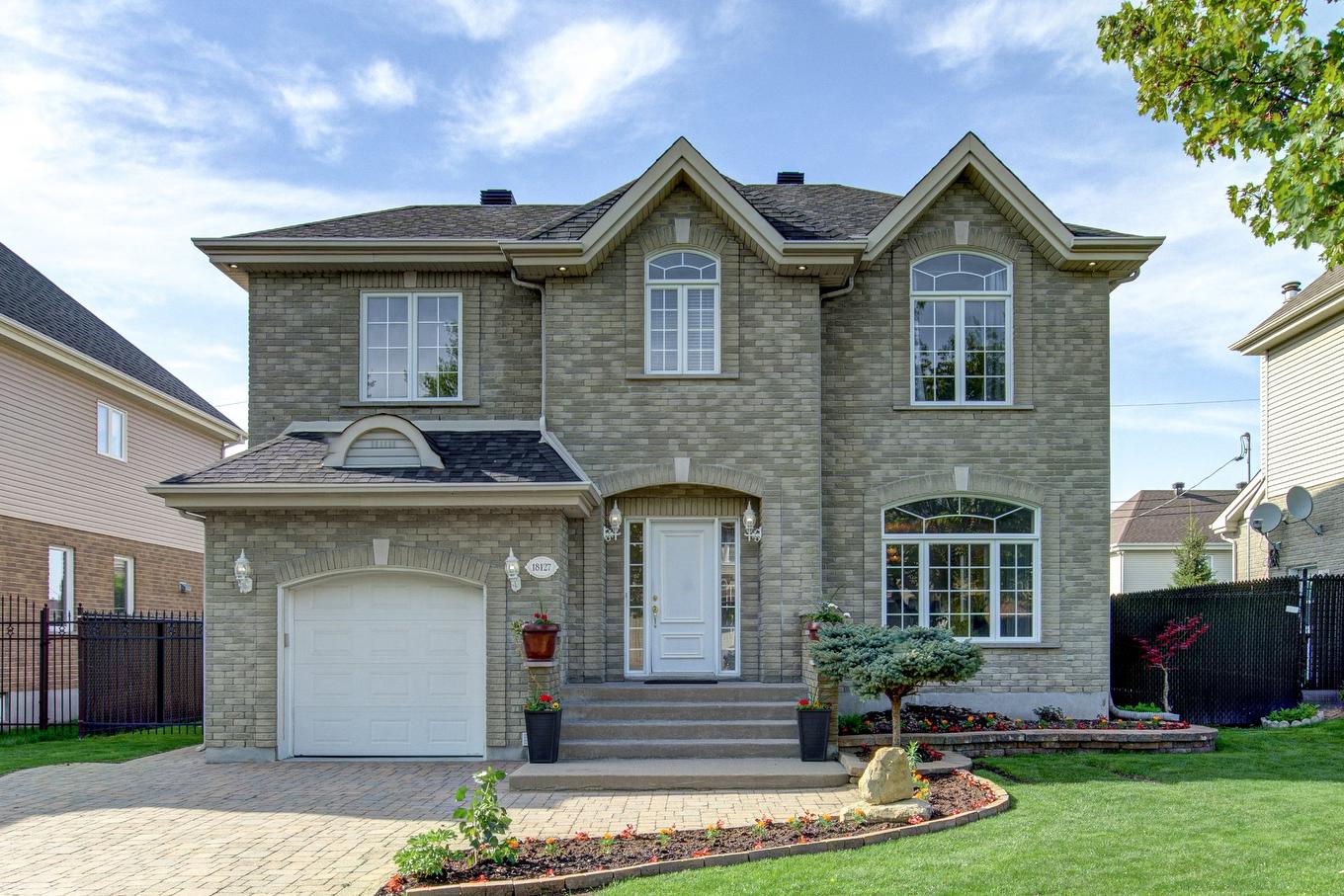 Extérieur - 18127 Rue De Louvigny, Montréal (Pierrefonds-Roxboro), QC - Outdoor With Facade