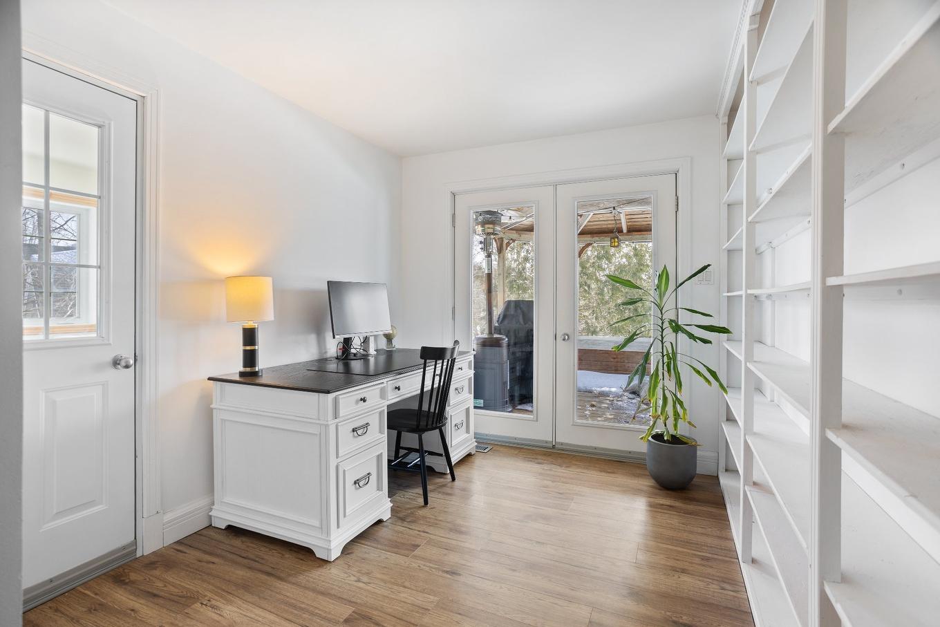 Bureau - 1037 Ch. Morgan, Saint-Adolphe-D'Howard, QC - Indoor Photo Showing Office