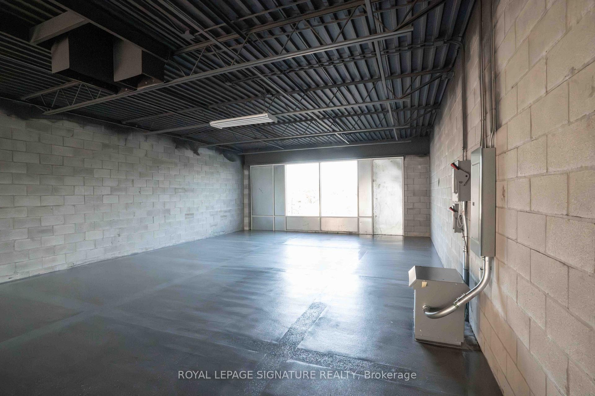 11A-1235 Queensway N/A E, Mississauga, ON