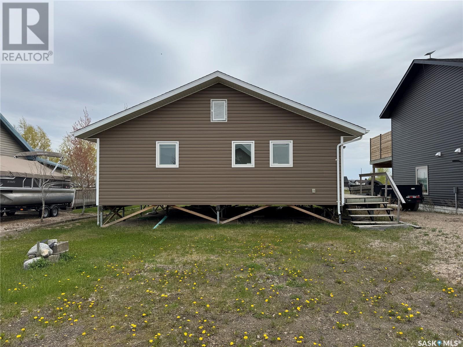612 Westview Drive S, Leslie Beach, SK - Outdoor With Exterior