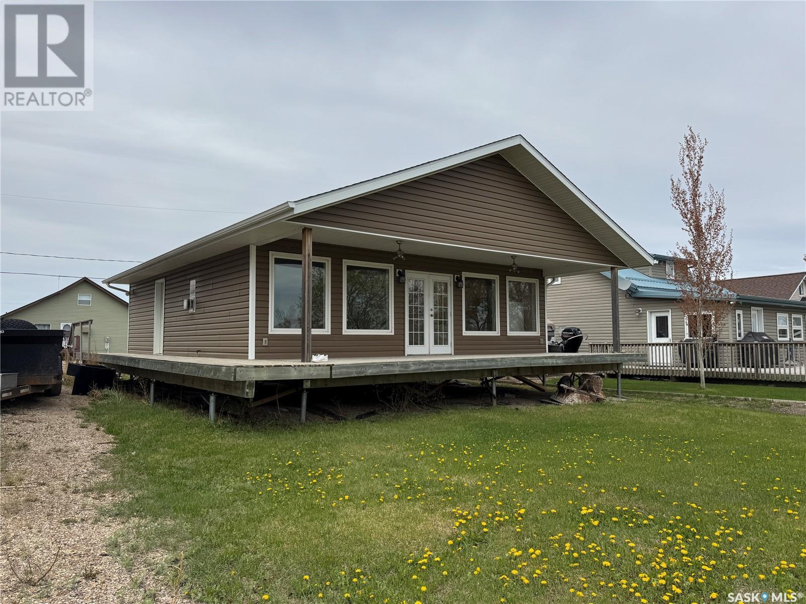 612 Westview Drive S, Leslie Beach, SK - Outdoor With Deck Patio Veranda