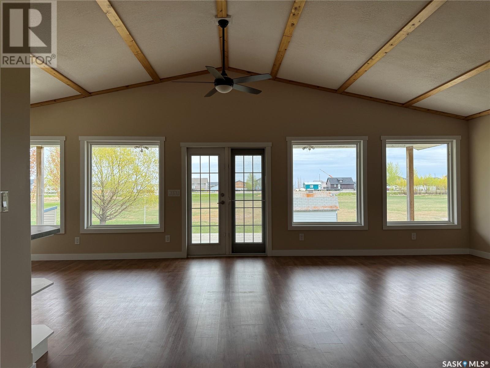 612 Westview Drive S, Leslie Beach, SK - Indoor Photo Showing Other Room