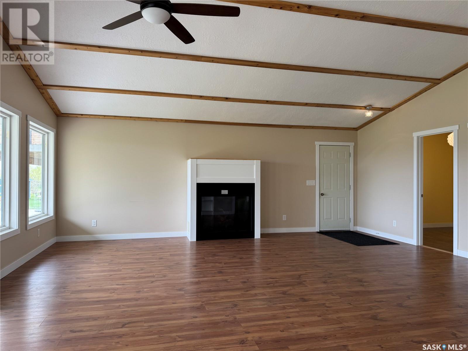 612 Westview Drive S, Leslie Beach, SK - Indoor