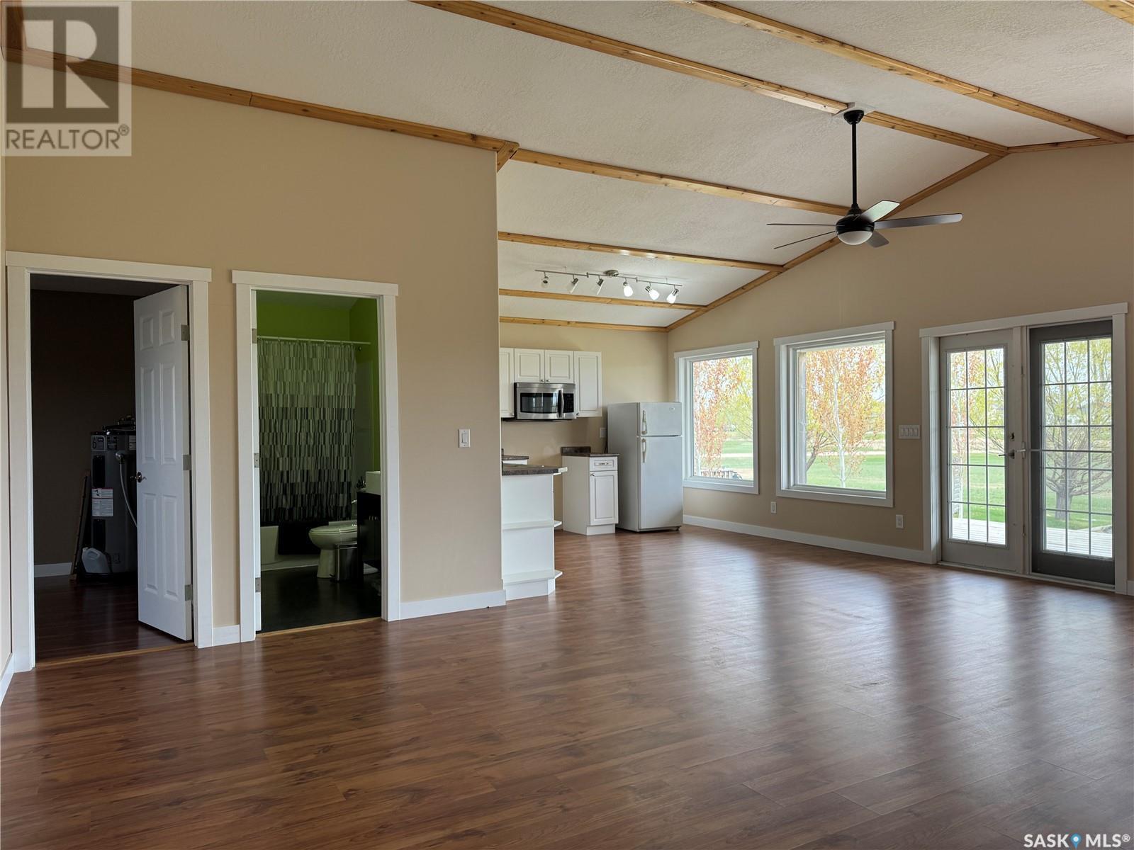 612 Westview Drive S, Leslie Beach, SK - Indoor