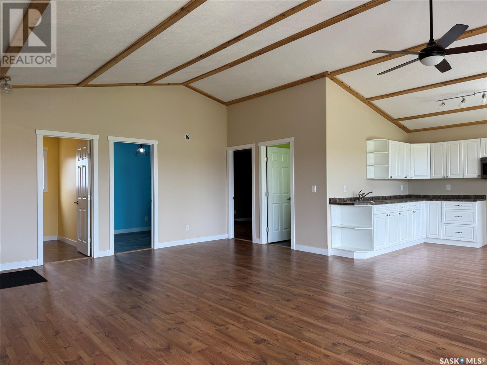 612 Westview Drive S, Leslie Beach, SK - Indoor