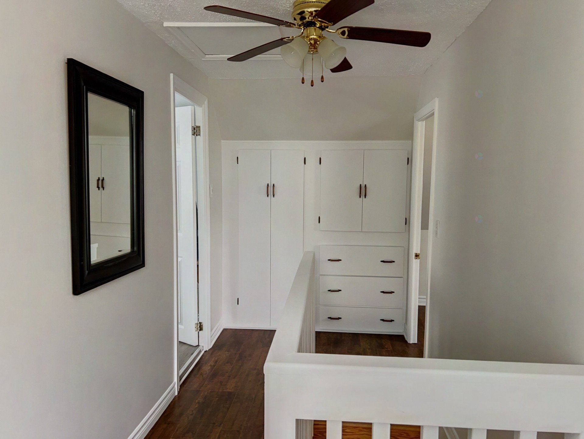 Hall d'entrée/Vestibule - 34 Rue De Vimy, New Carlisle, QC - Indoor Photo Showing Other Room