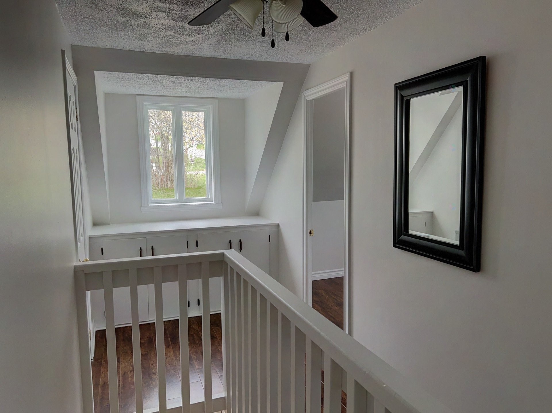 Hall d'entrée/Vestibule - 34 Rue De Vimy, New Carlisle, QC - Indoor Photo Showing Other Room