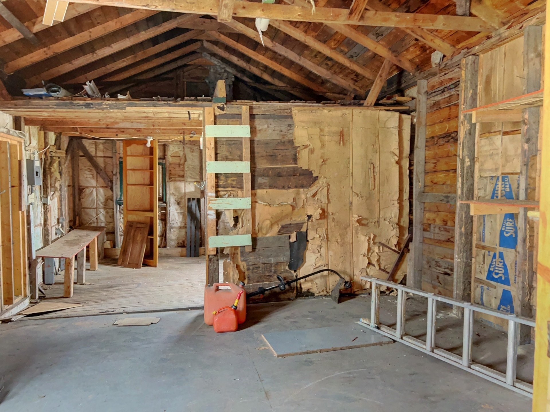 Garage - 34 Rue De Vimy, New Carlisle, QC - Indoor Photo Showing Basement