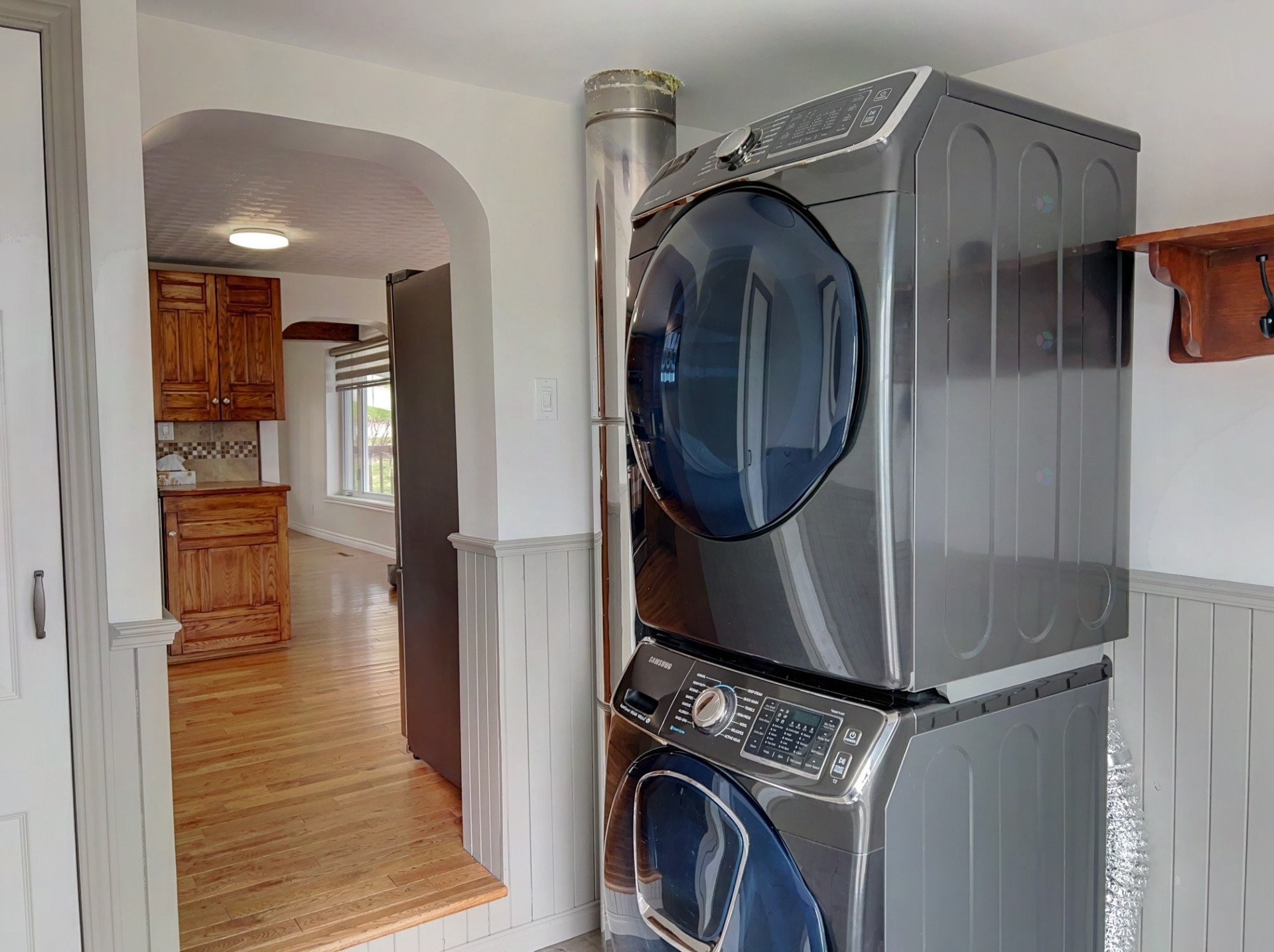 Cuisine - 34 Rue De Vimy, New Carlisle, QC - Indoor Photo Showing Laundry Room