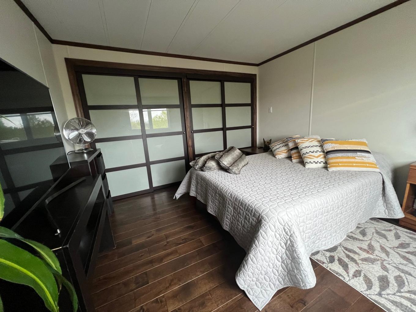 Chambre à coucher principale - 17 Rue Dollard, Ville-Marie, QC - Indoor Photo Showing Bedroom