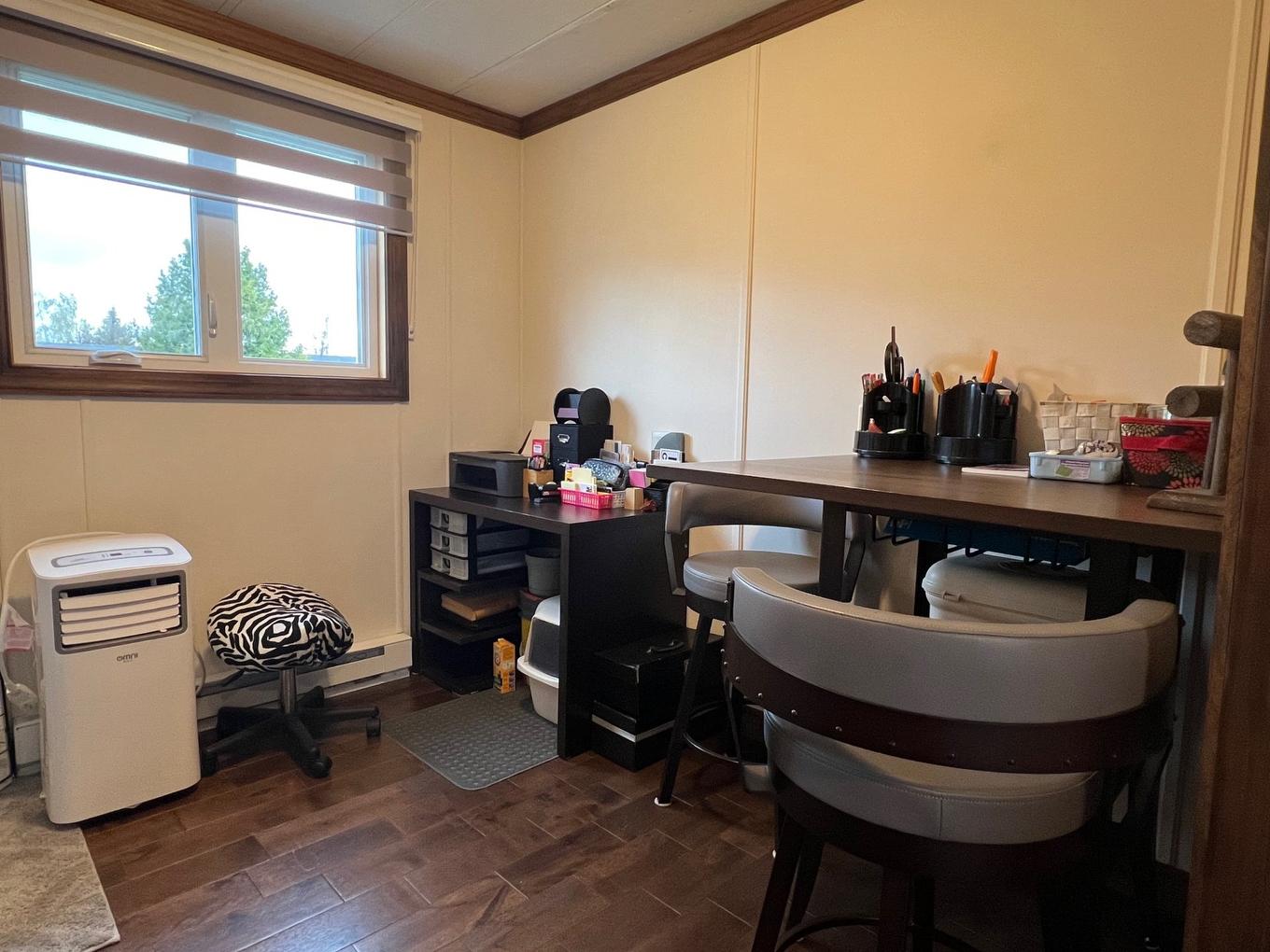 Chambre à coucher - 17 Rue Dollard, Ville-Marie, QC - Indoor