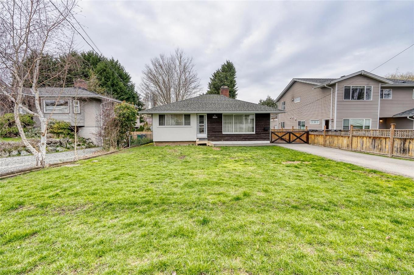 3054 Donald St, Saanich, BC