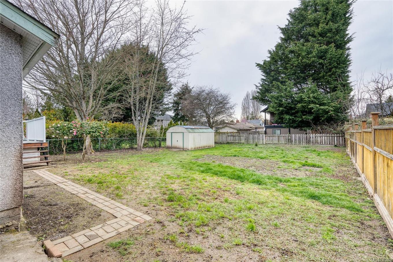 3054 Donald St, Saanich, BC