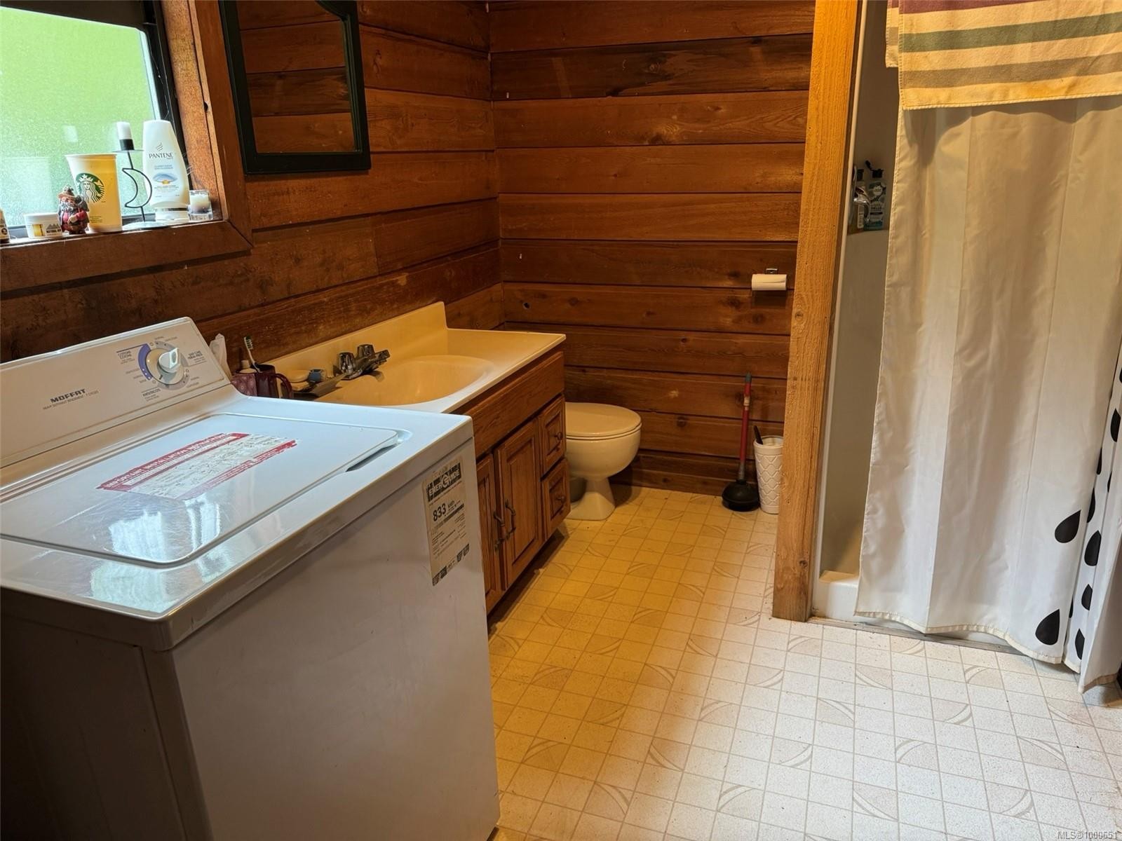 V906829 Echo Bay, See Remarks, BC