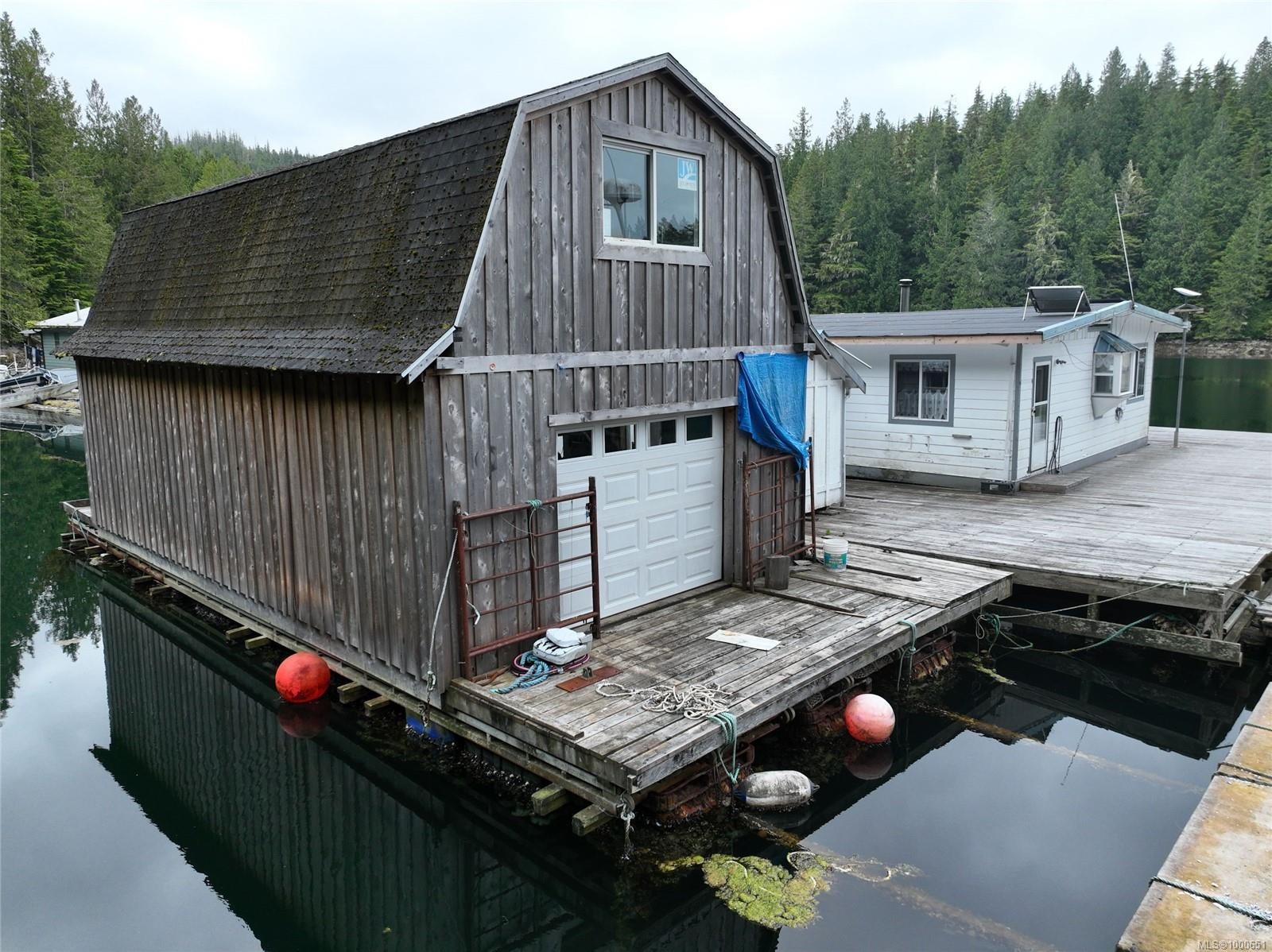 V906829 Echo Bay, See Remarks, BC