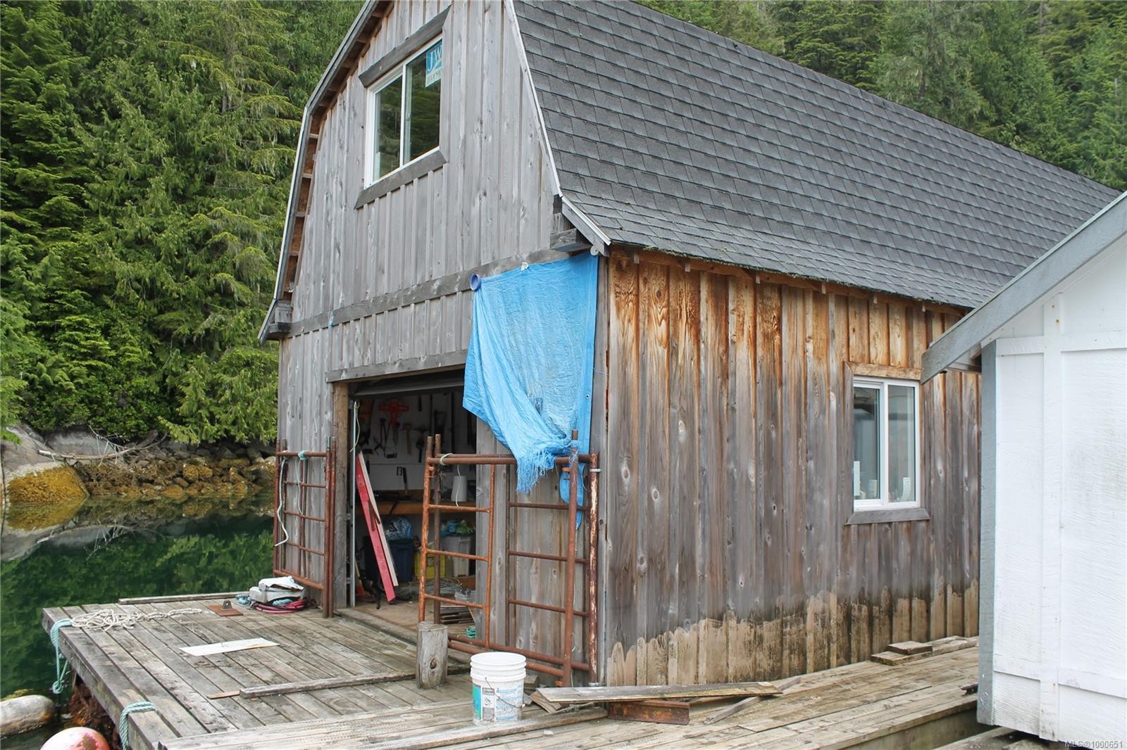 V906829 Echo Bay, See Remarks, BC