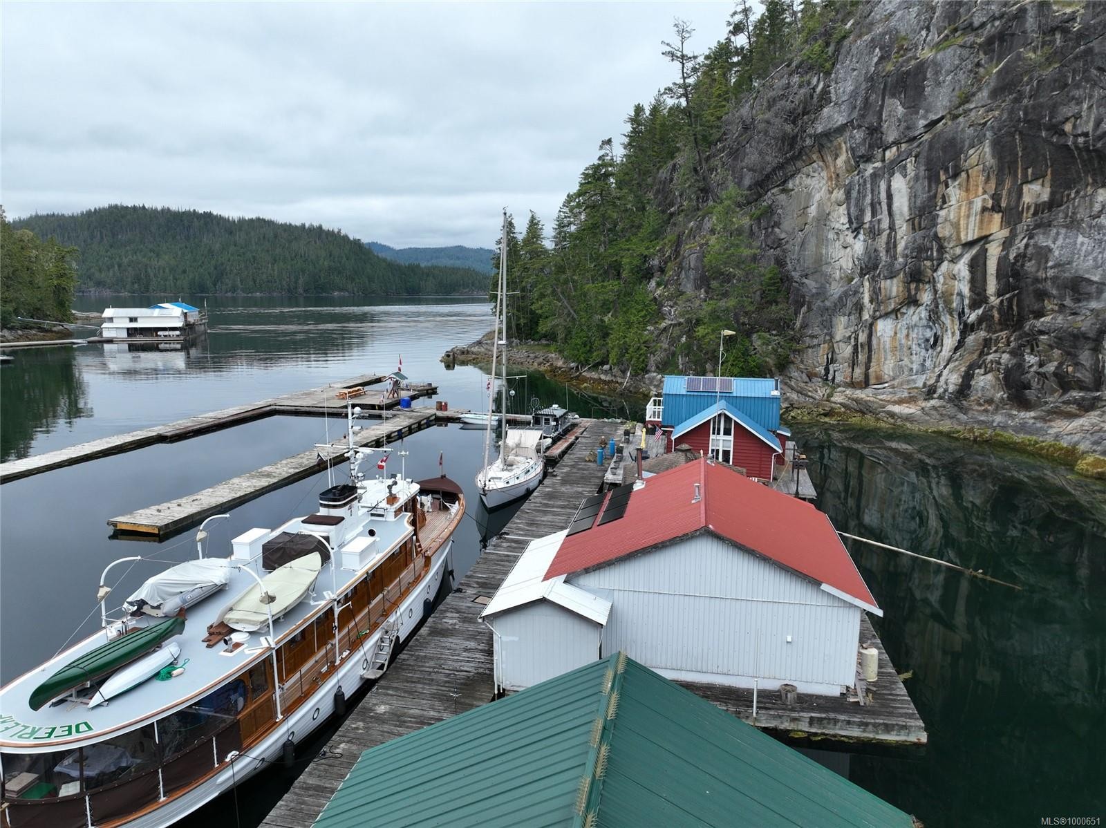 V906829 Echo Bay, See Remarks, BC