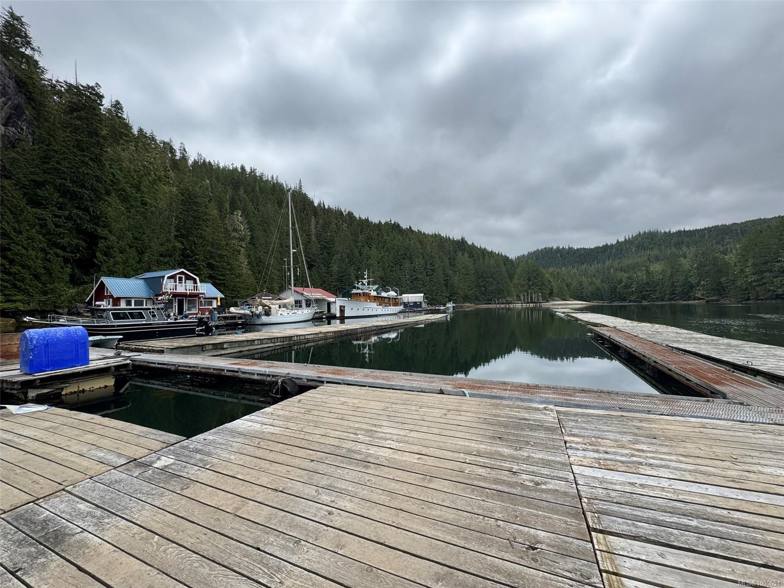 V906829 Echo Bay, See Remarks, BC