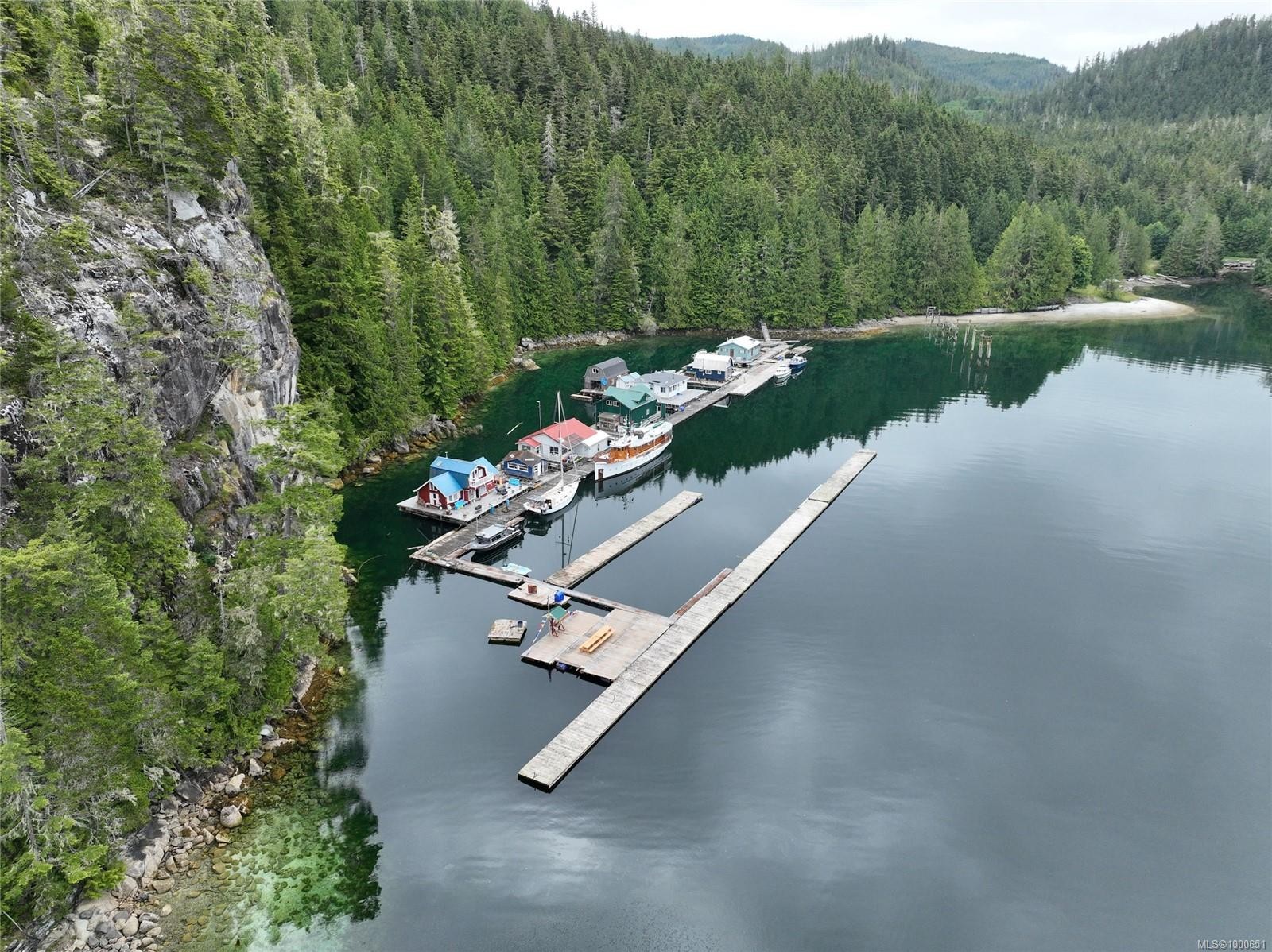 V906829 Echo Bay, See Remarks, BC
