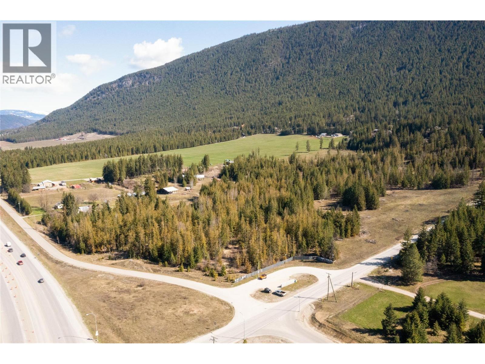 4251 Mikkelson Frontage Road, Tappen, BC - Outdoor With View