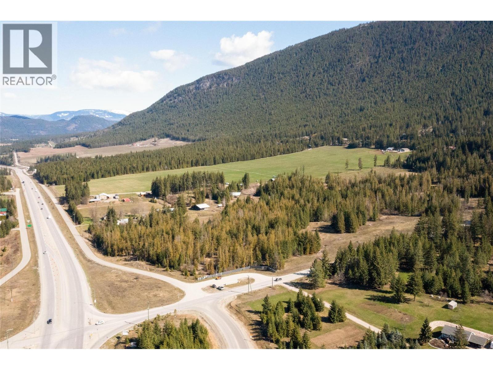 4251 Mikkelson Frontage Road, Tappen, BC - Outdoor With View