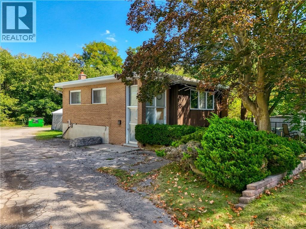 152 Homewood Avenue, Kitchener, ON