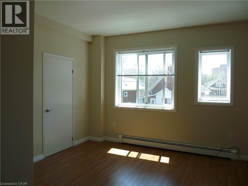 152 Homewood Avenue, Kitchener, ON