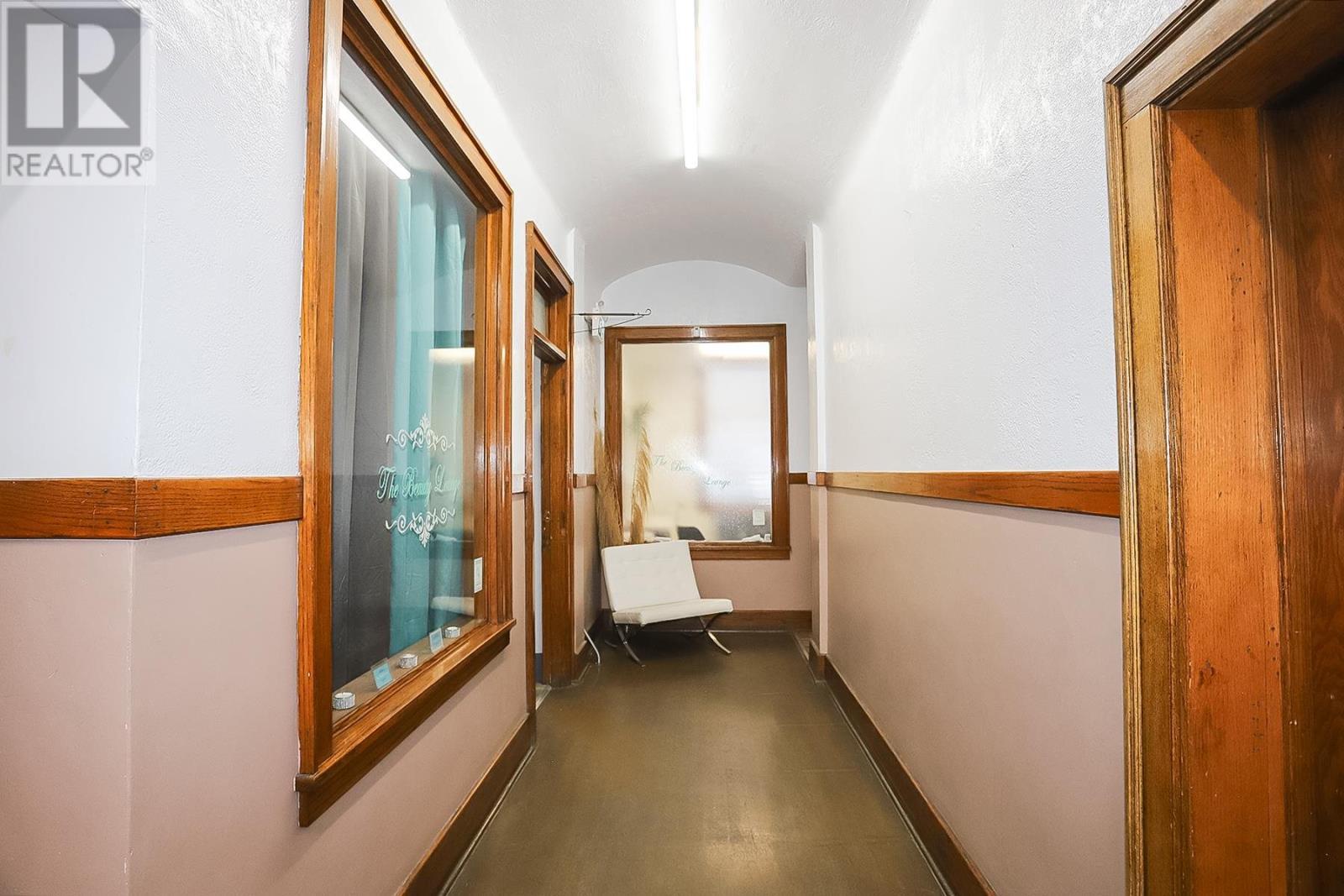 508-512 Queen St E, Sault Ste. Marie, ON