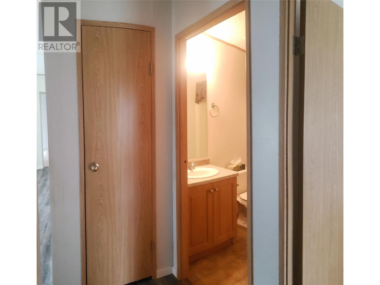 225 Granby Drive, Edgewood, BC