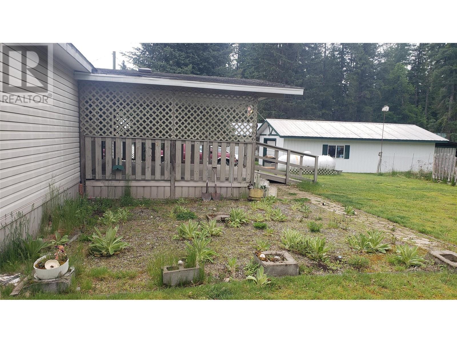 225 Granby Drive, Edgewood, BC