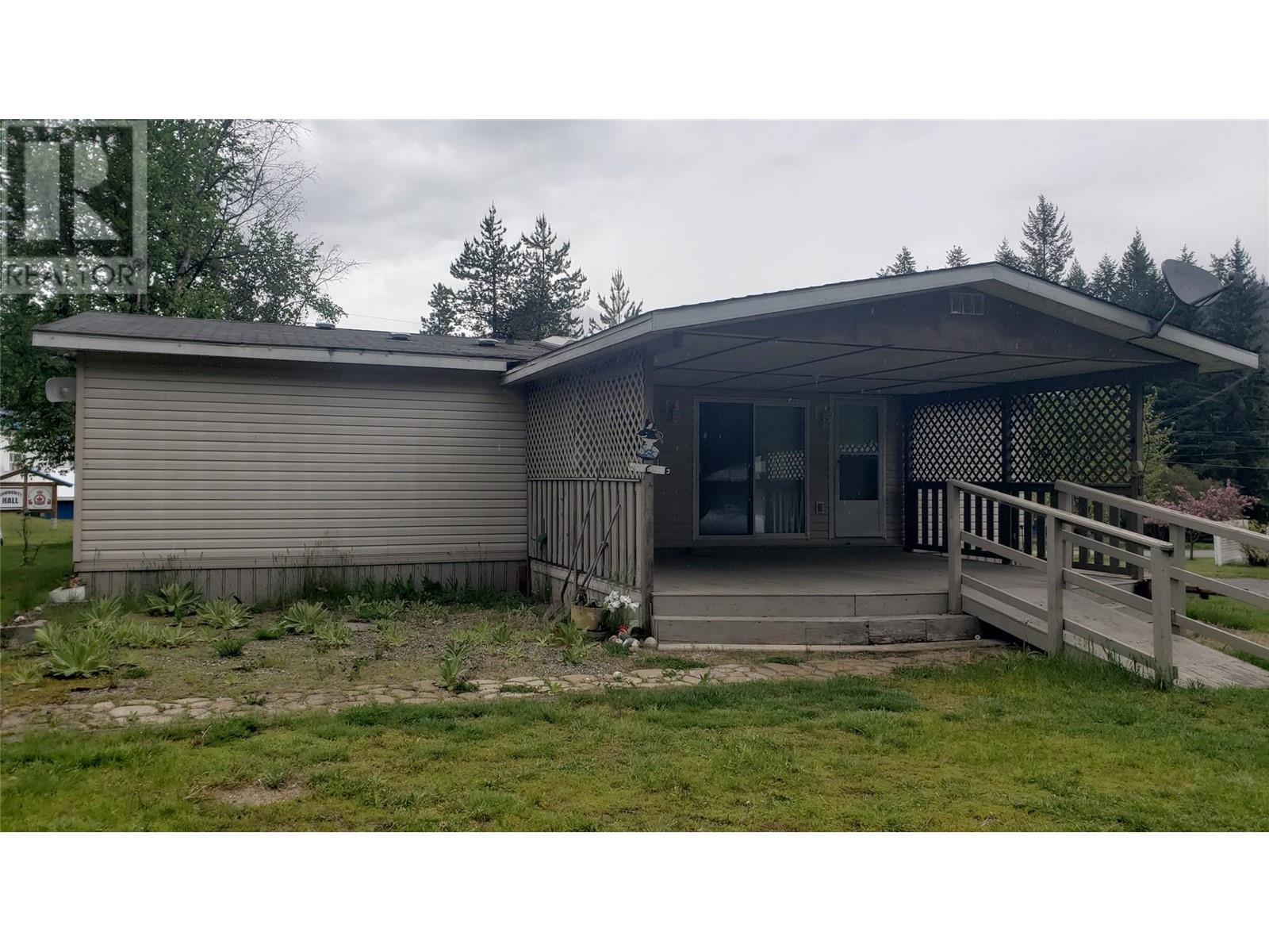 225 Granby Drive, Edgewood, BC