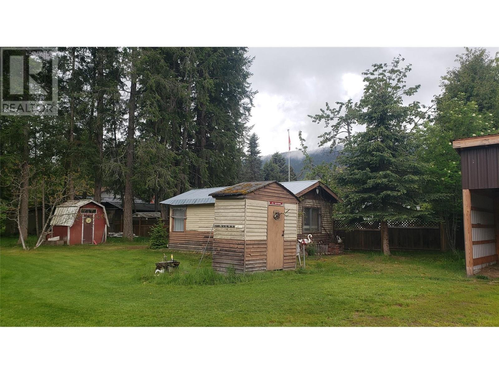 225 Granby Drive, Edgewood, BC