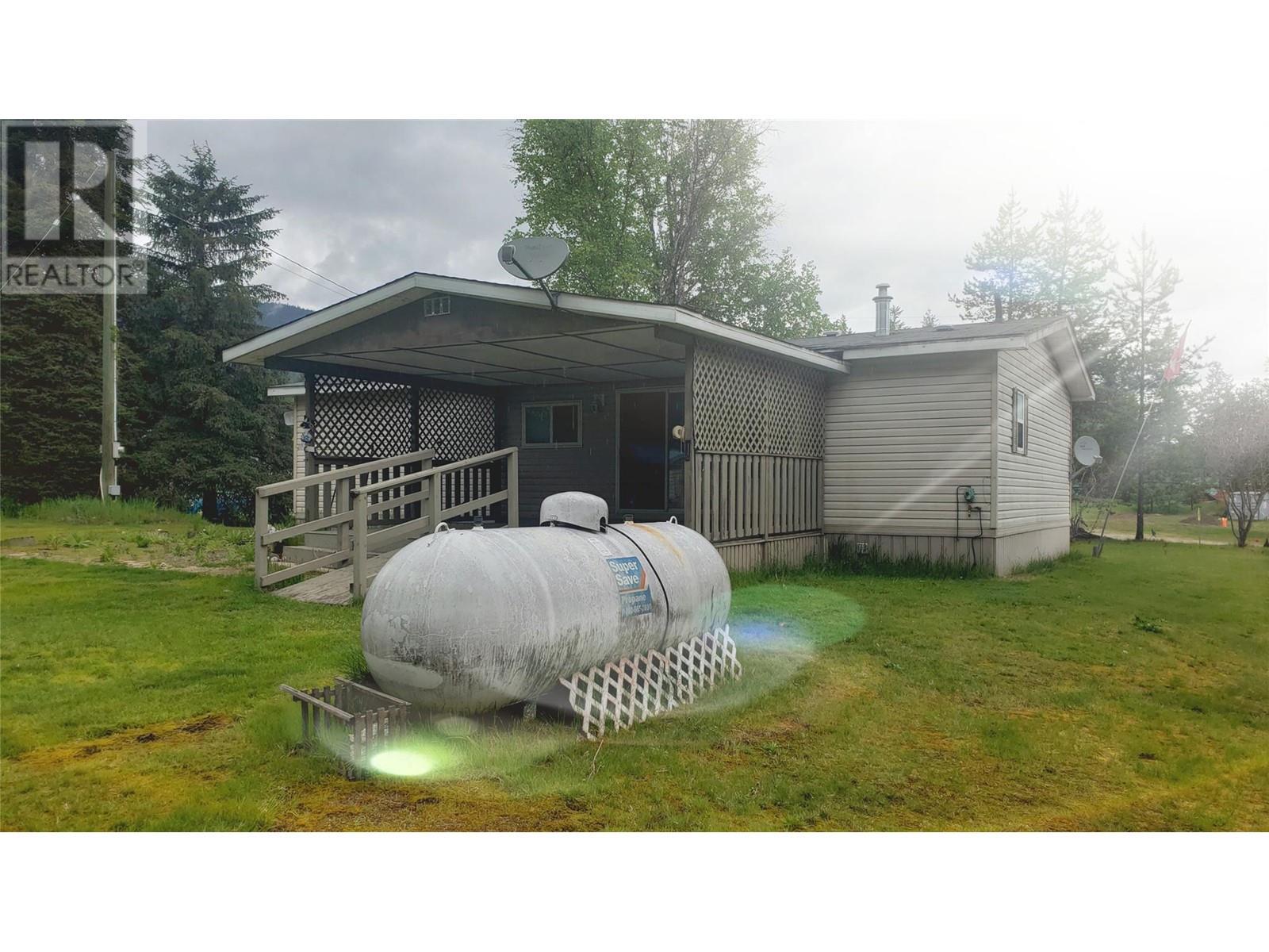 225 Granby Drive, Edgewood, BC