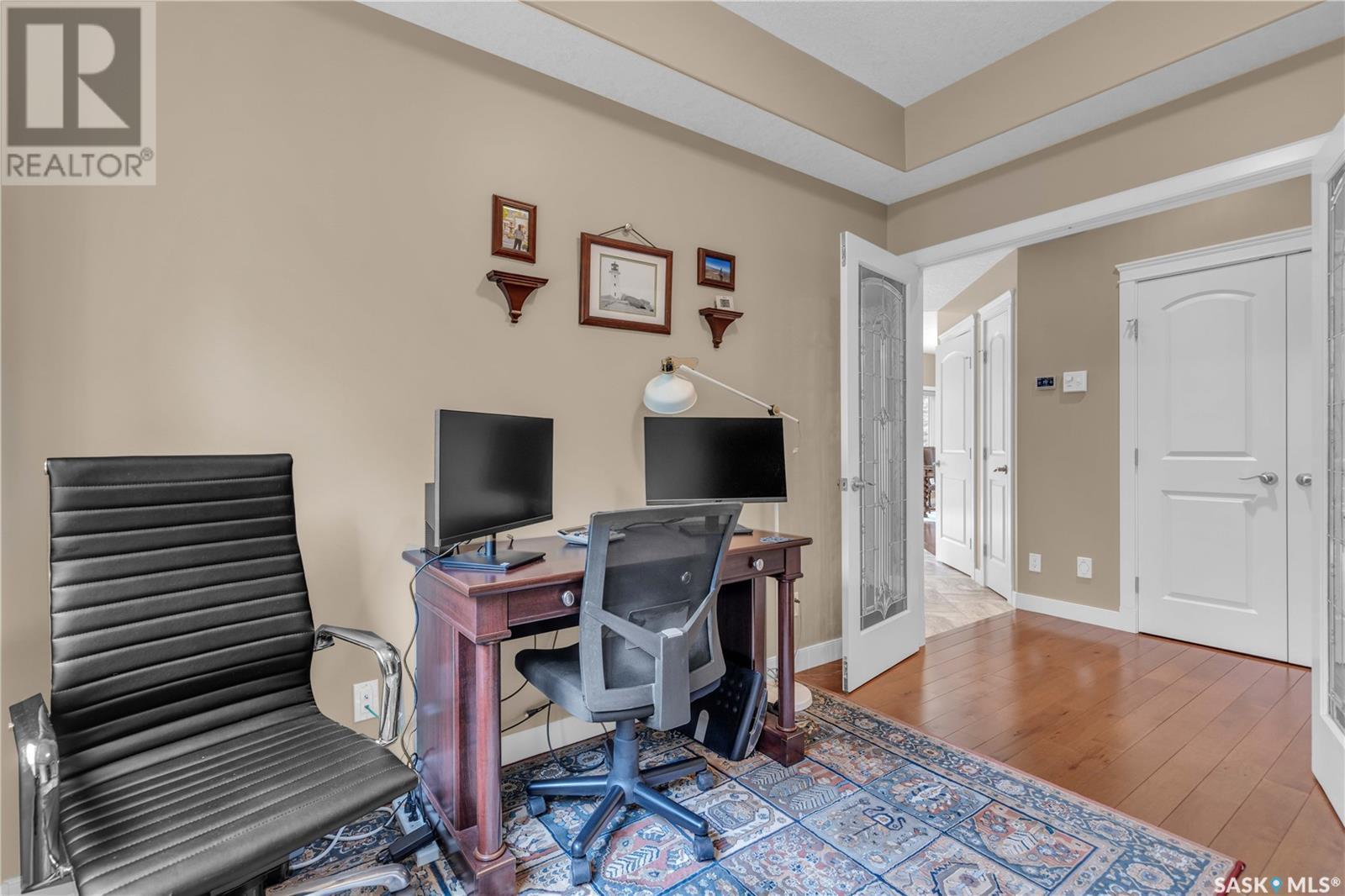 Estates Drive, Elk Ridge, SK - Indoor Photo Showing Office