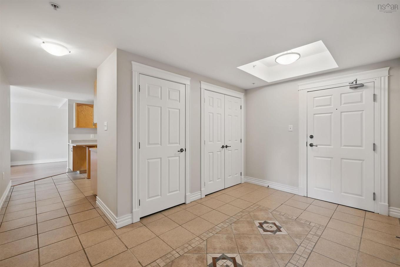 305 476 Main Street, Mahone Bay, NS