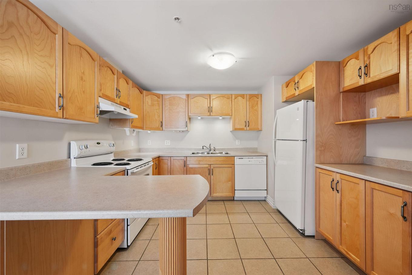 305 476 Main Street, Mahone Bay, NS