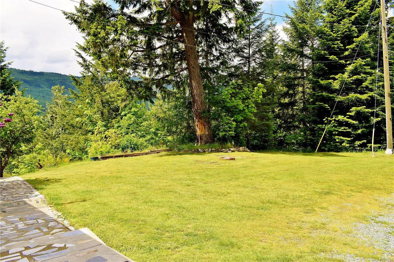 5982 Mayo Rd, Lake Cowichan, BC