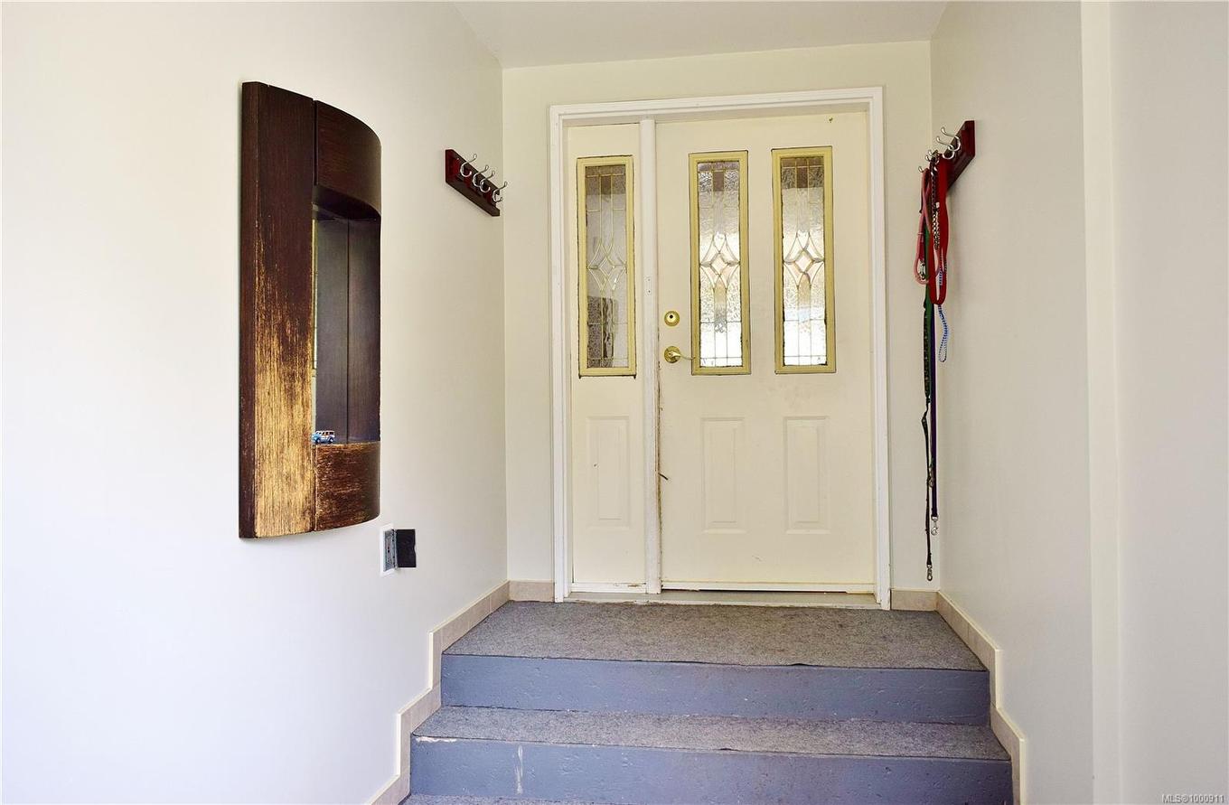 5982 Mayo Rd, Lake Cowichan, BC