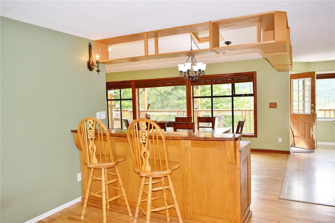 5982 Mayo Rd, Lake Cowichan, BC