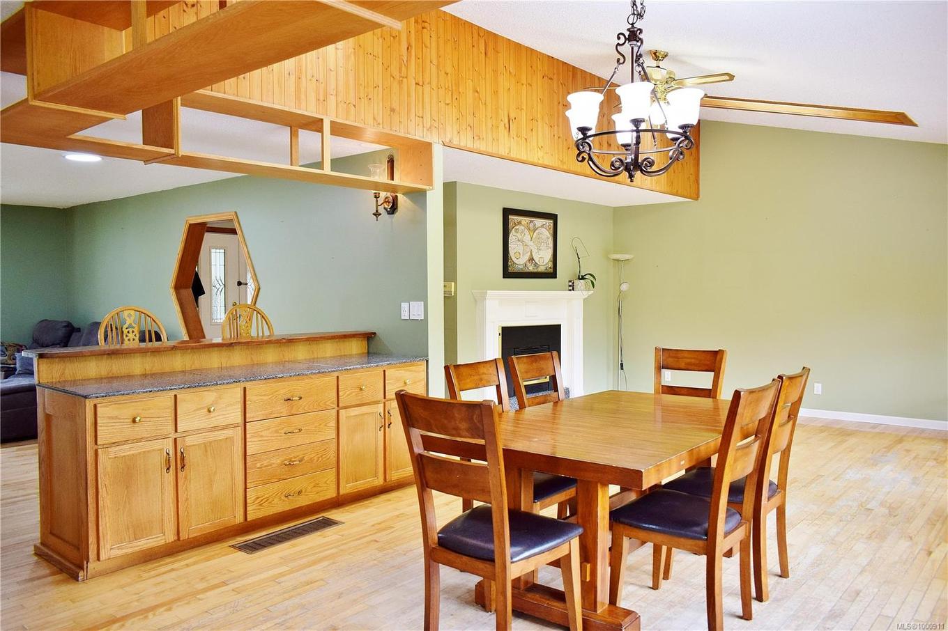 5982 Mayo Rd, Lake Cowichan, BC