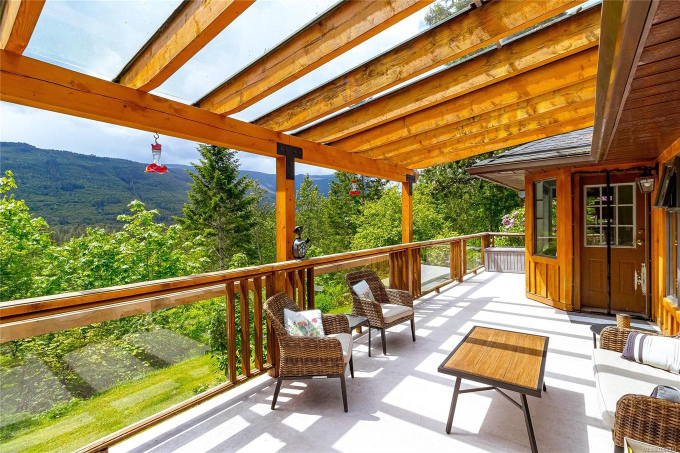 5982 Mayo Rd, Lake Cowichan, BC