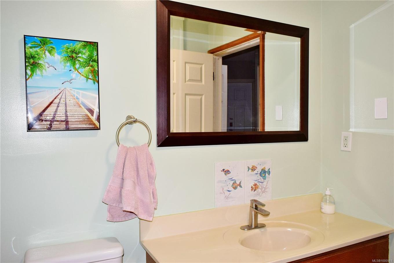 5982 Mayo Rd, Lake Cowichan, BC