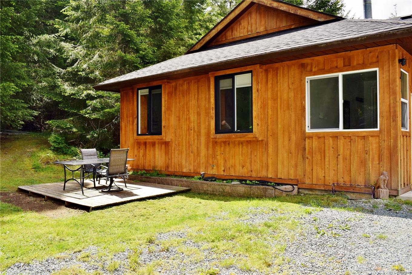 5982 Mayo Rd, Lake Cowichan, BC