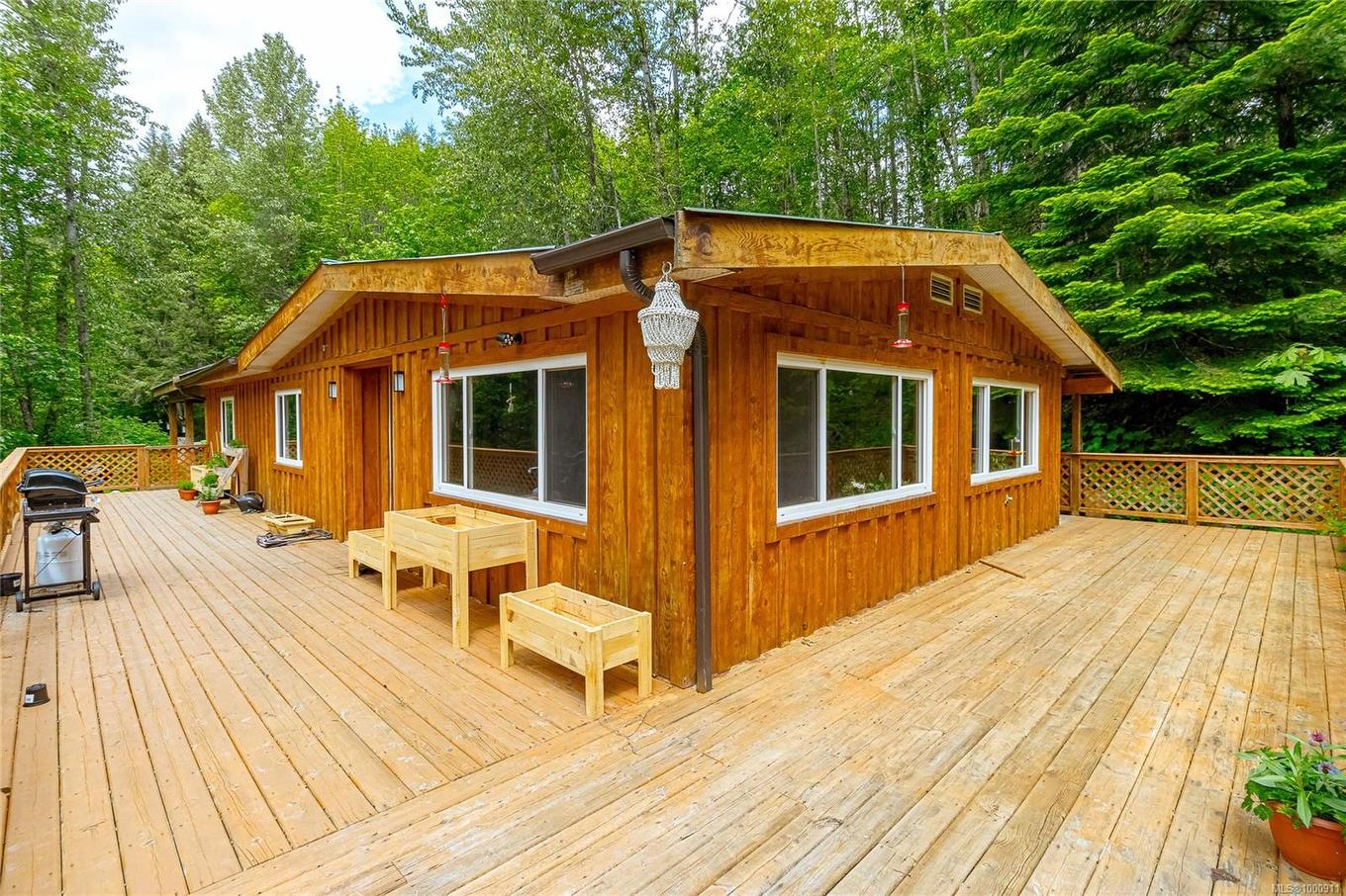 5982 Mayo Rd, Lake Cowichan, BC