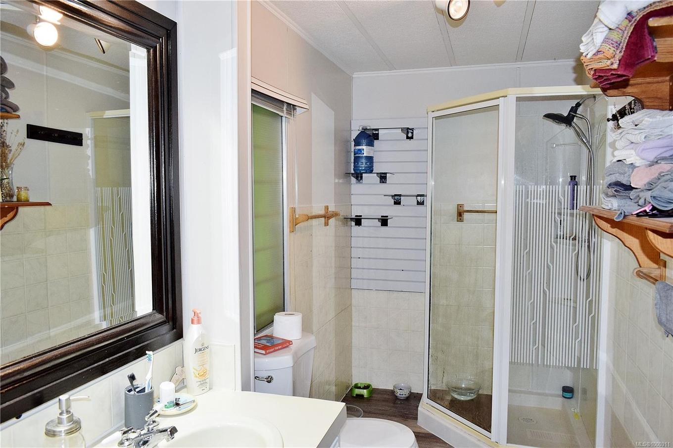 5982 Mayo Rd, Lake Cowichan, BC