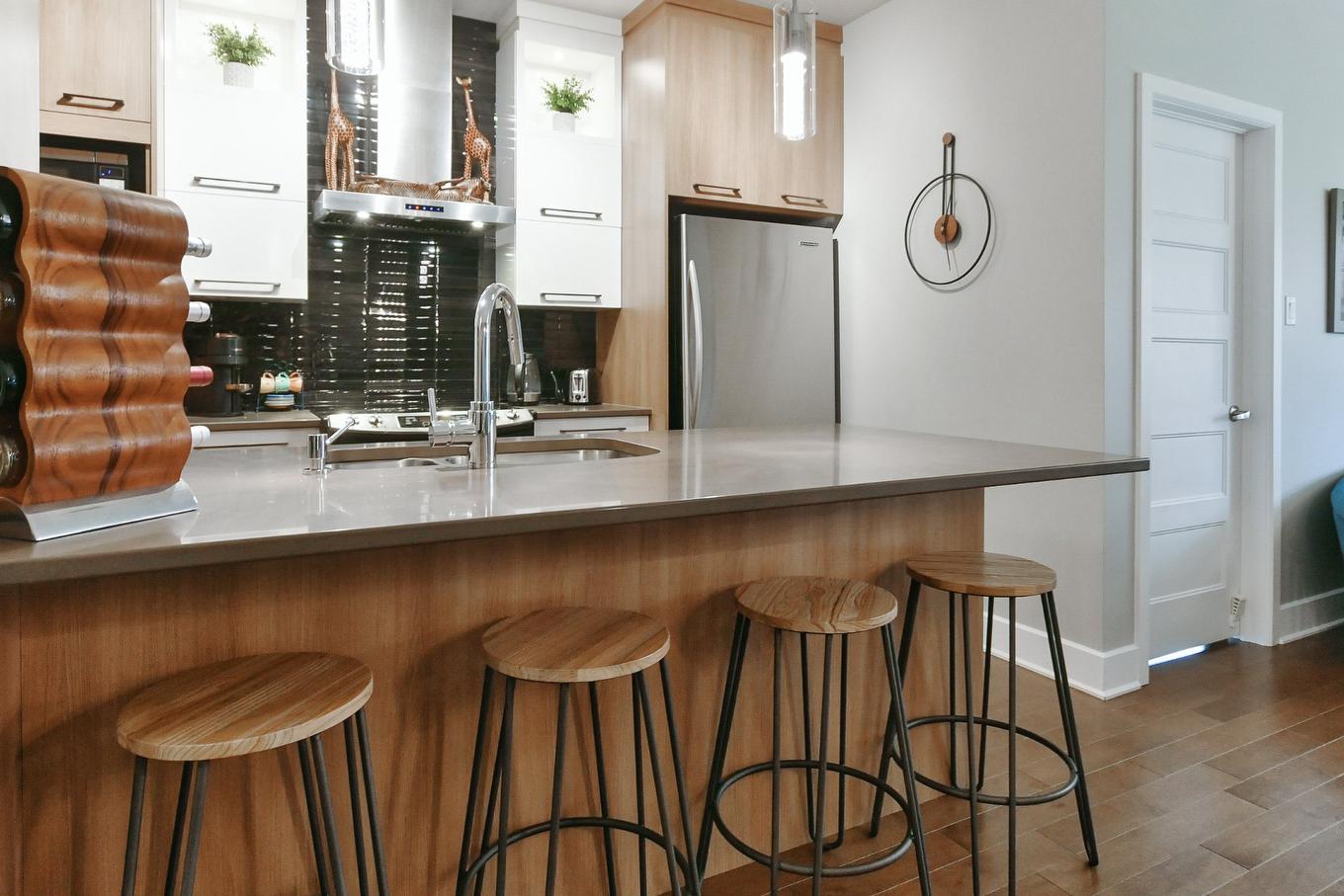 Kitchen - 104-14430 Rue Roger-Thomas, Mirabel, QC - Indoor Photo Showing Kitchen