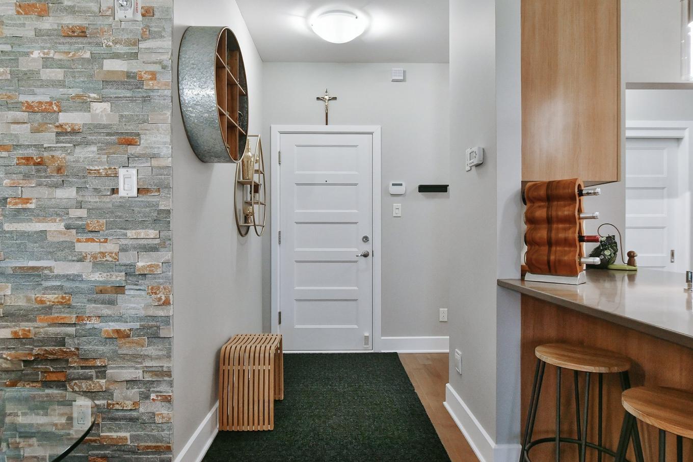 Hall - 104-14430 Rue Roger-Thomas, Mirabel, QC - Indoor Photo Showing Other Room