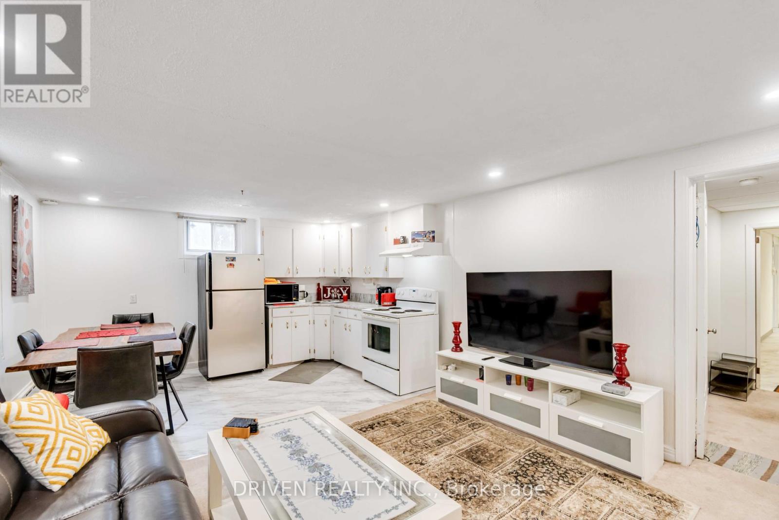 1266 Walkley Road, Ottawa, ON - Indoor