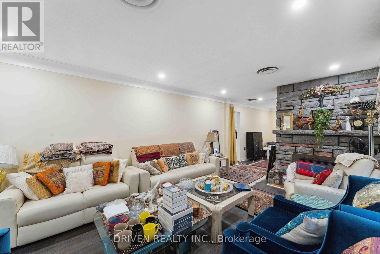 1266 Walkley Road, Ottawa, ON